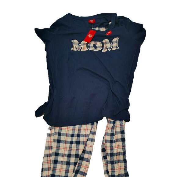 "MOM" Family PJs - Picture 1 of 2